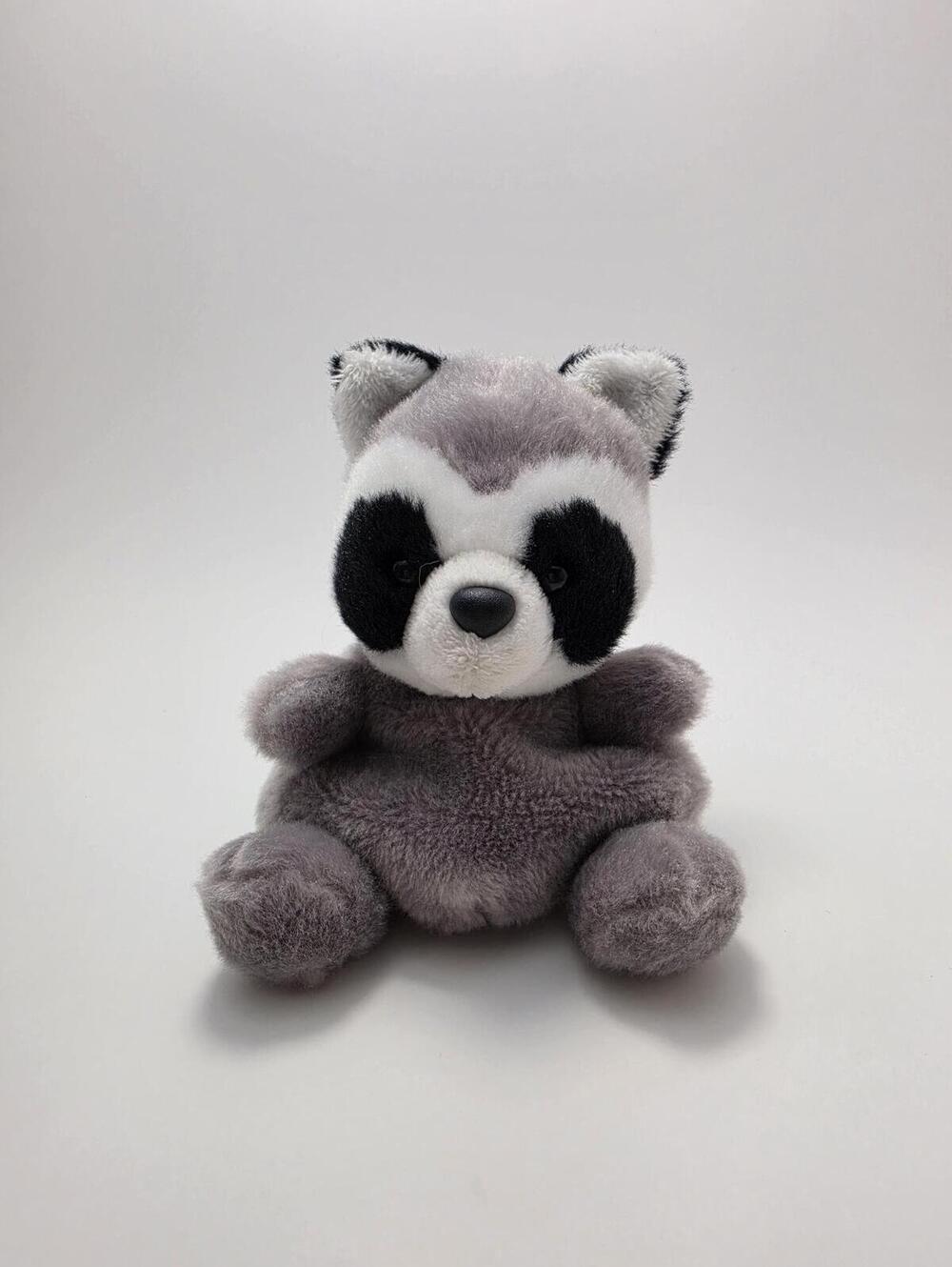 Aurora Palm Pals Racoon Plush New without Tags (4 inch)